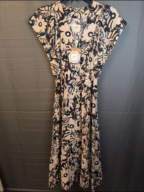 Umgee Black and Cream Floral Maxi Dress with Button Front